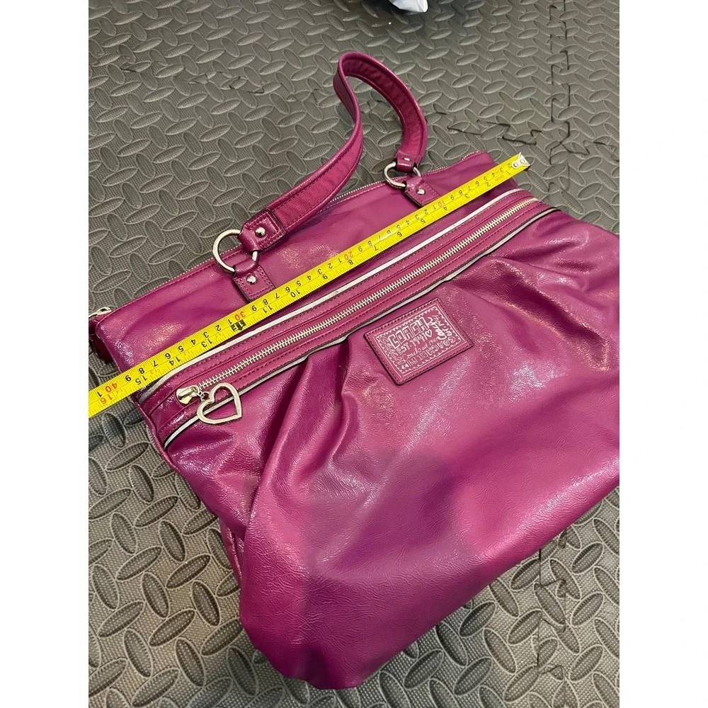 Coach preowned has